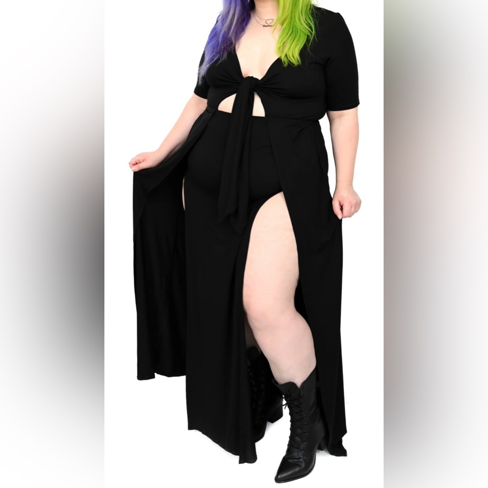 Foxblood 3X Front Tie Maxi Dress